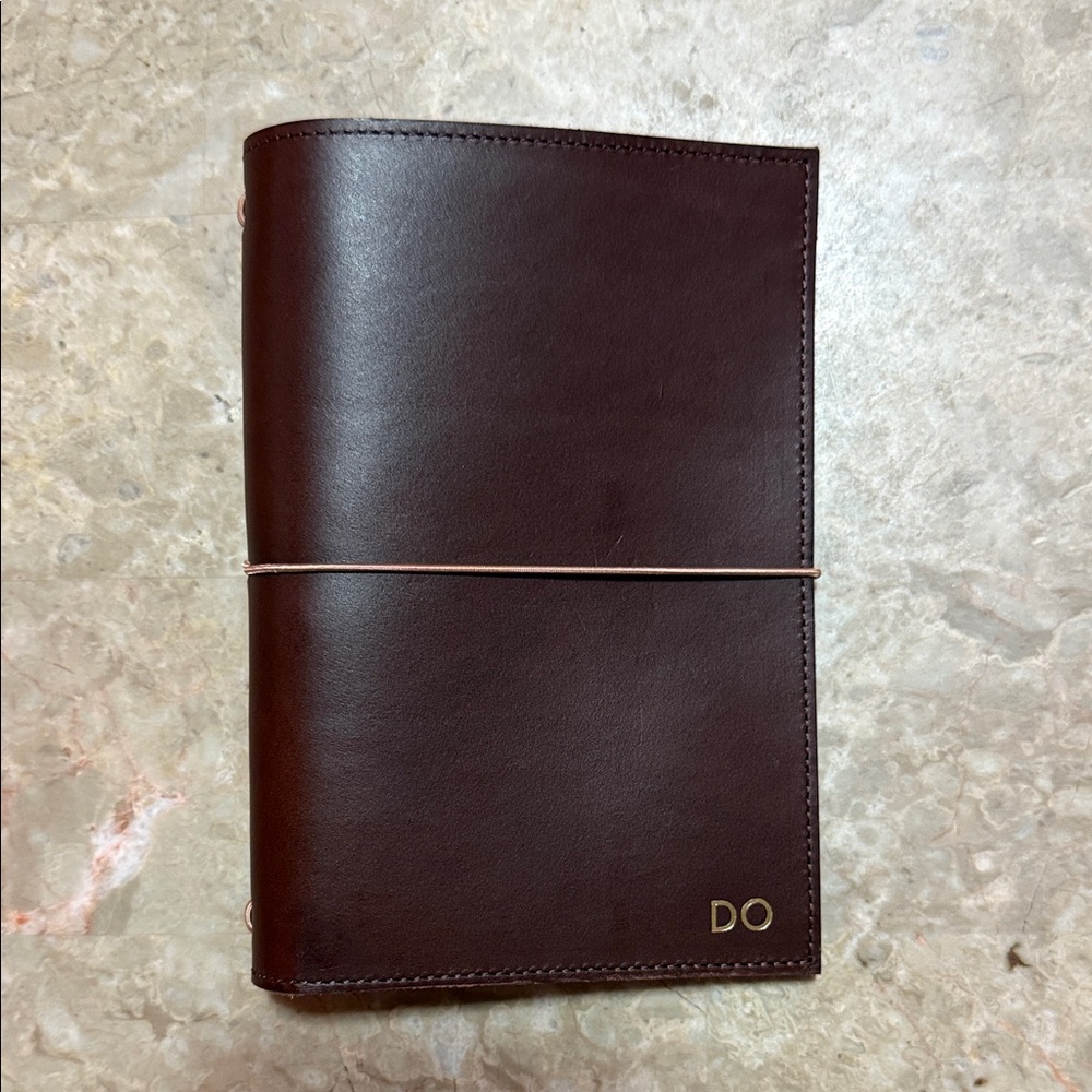 Paper Republic A6 Le Portfolio in Chestnut